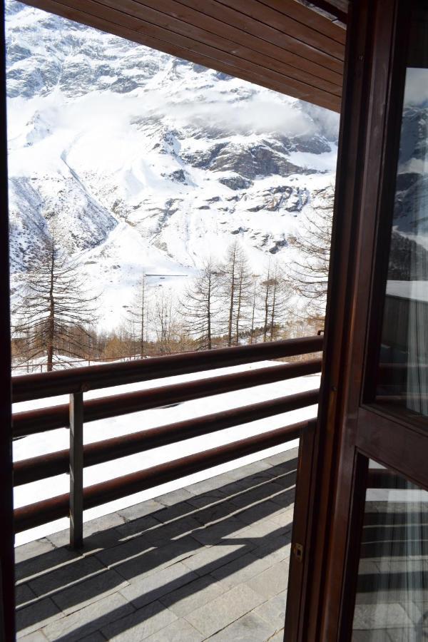 Bilocale Cervinia Cielo Alto Sulle Piste Apartman Breuil-Cervinia Kültér fotó