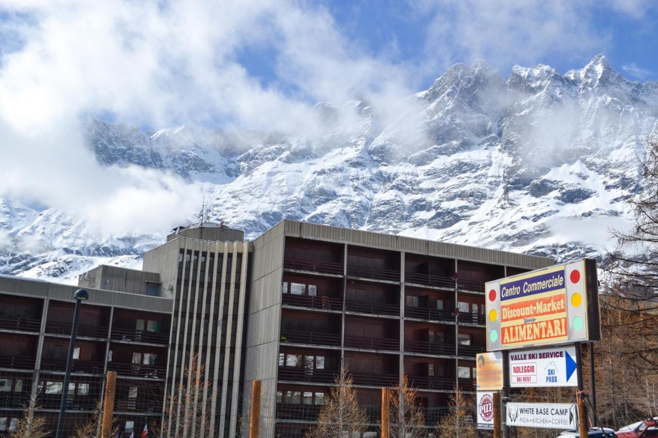Bilocale Cervinia Cielo Alto Sulle Piste Apartman Breuil-Cervinia Kültér fotó